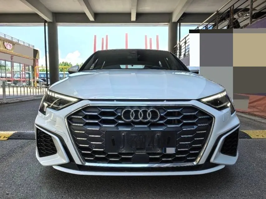 Audi 2022 A3 Sportback 1.4TFSI 35TFSI Fashion Sports Automatic 2