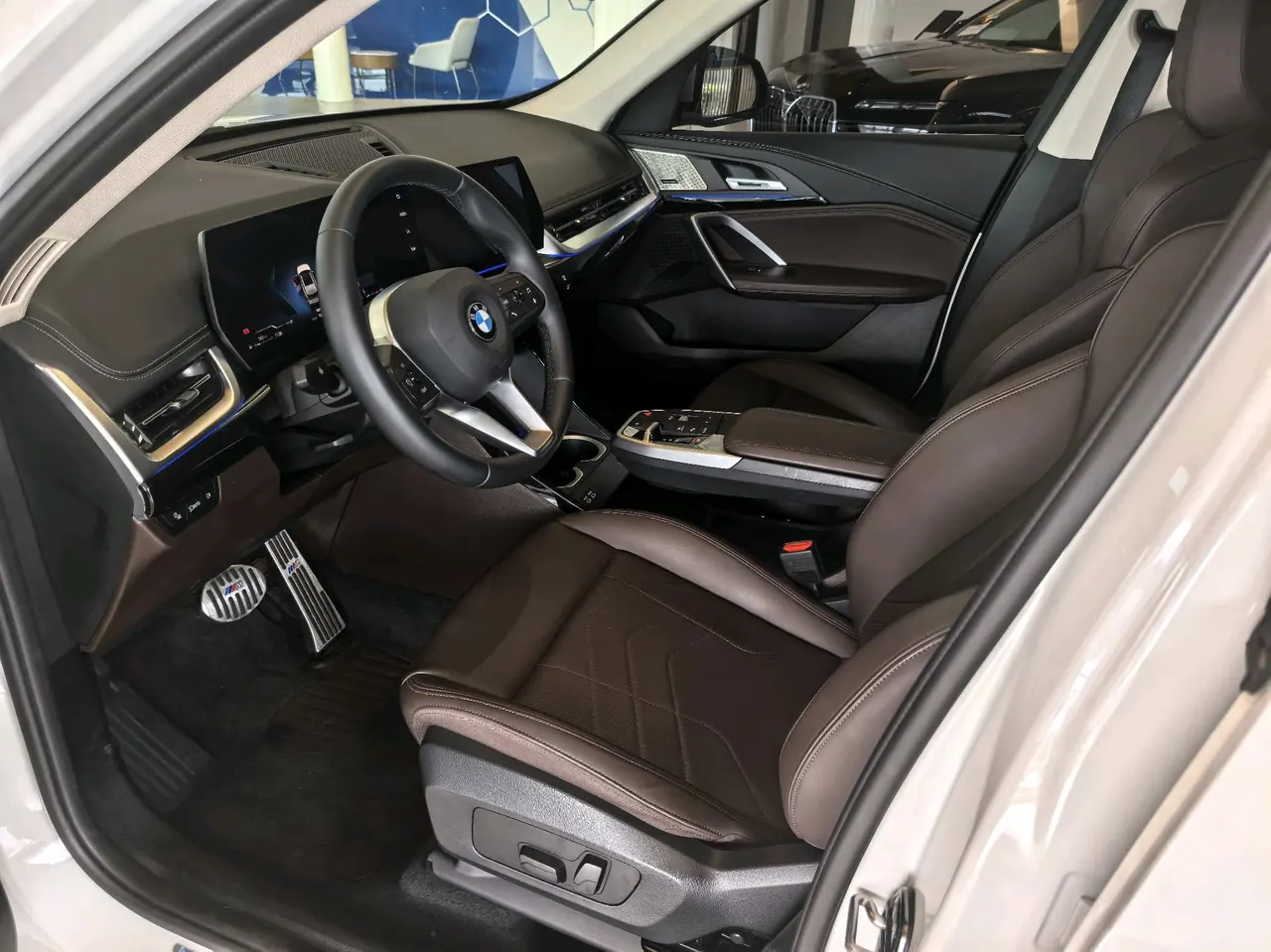 BMW 2024 X1 sDrive25Li 2.0T X design set automatic gear 7