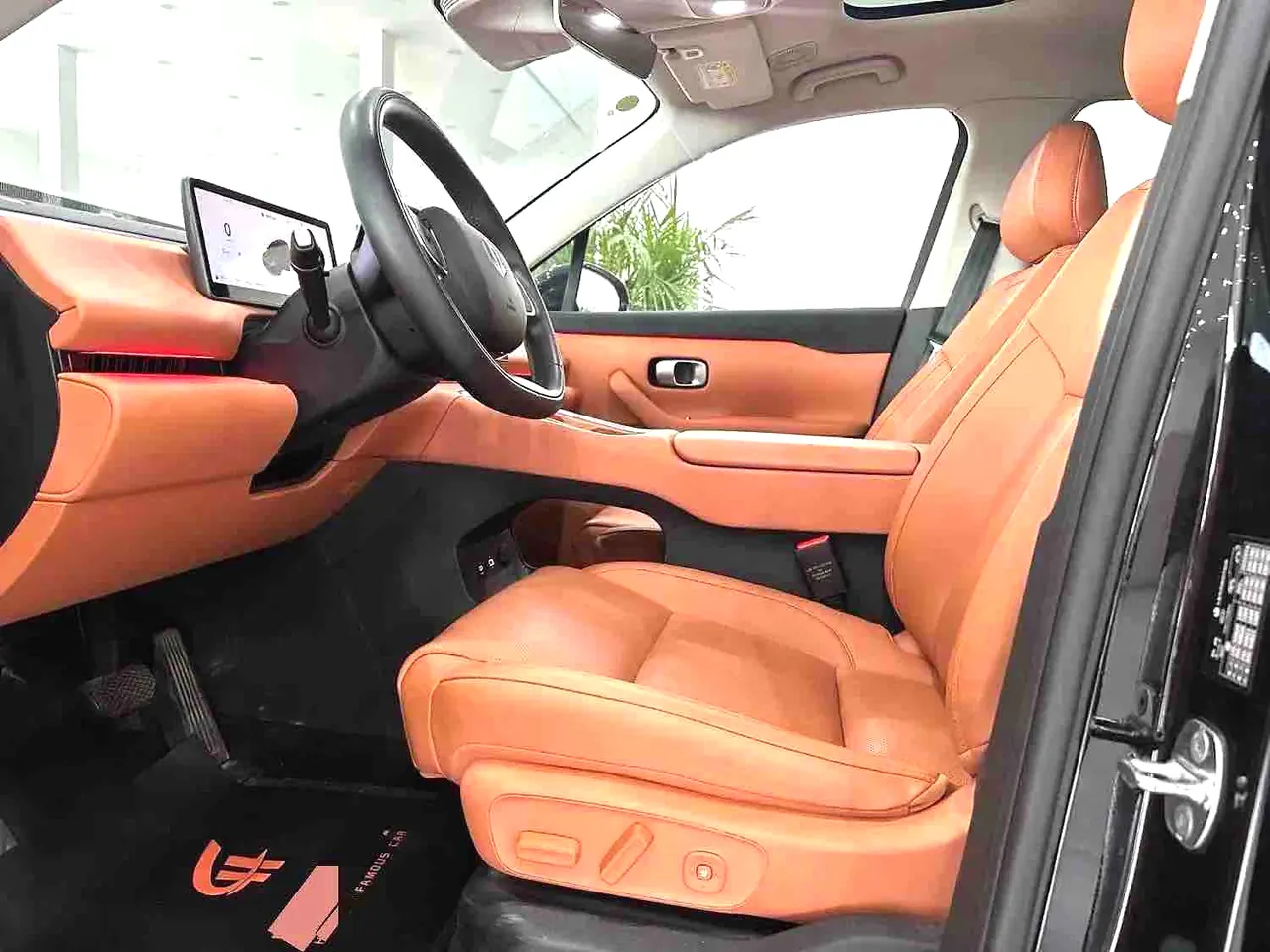 Leapmotor 2026 C 16 280 Laser Radar Zhizun Edition 6-seat Automatic Gear 3