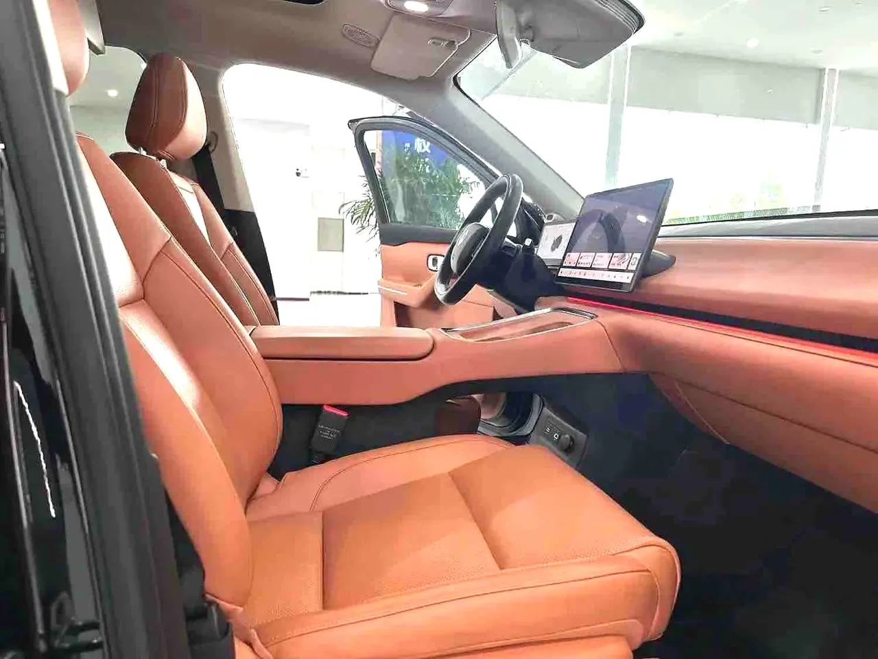 Leapmotor 2026 C 16 280 Laser Radar Zhizun Edition 6-seat Automatic Gear 8