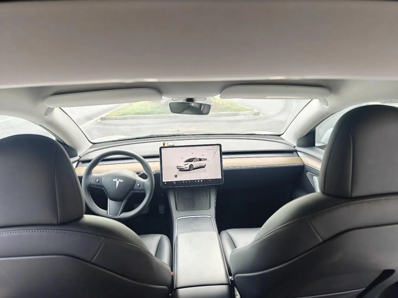 Tesla 2022 Model 3 rear-wheel drive version of automatic transmission 8