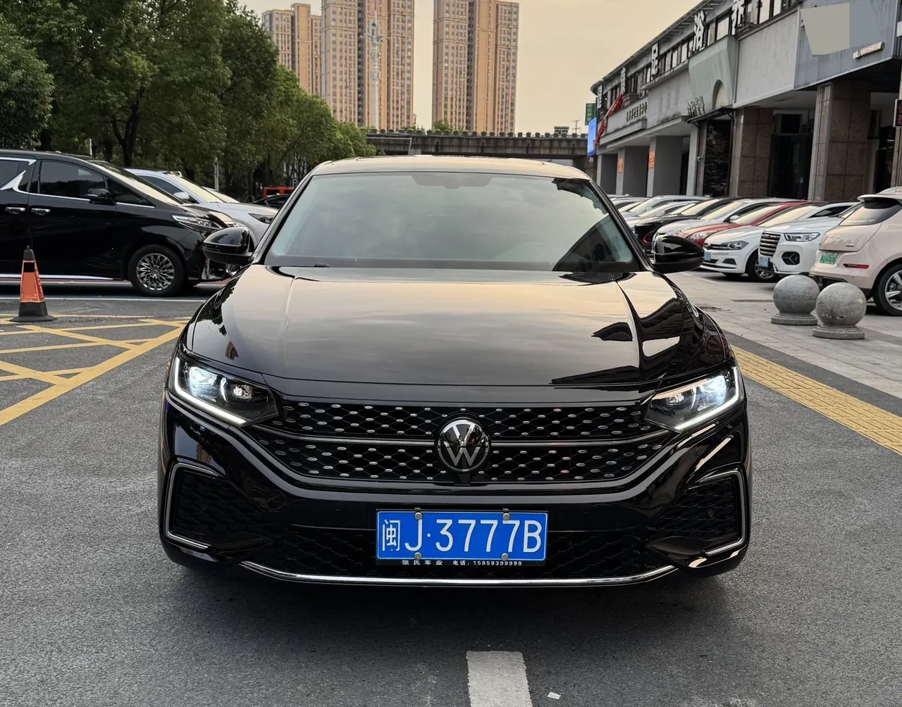 Volkswagen 2024 Passat 2.0TSI 330TSI Star Elite Edition Automatic Gear 2