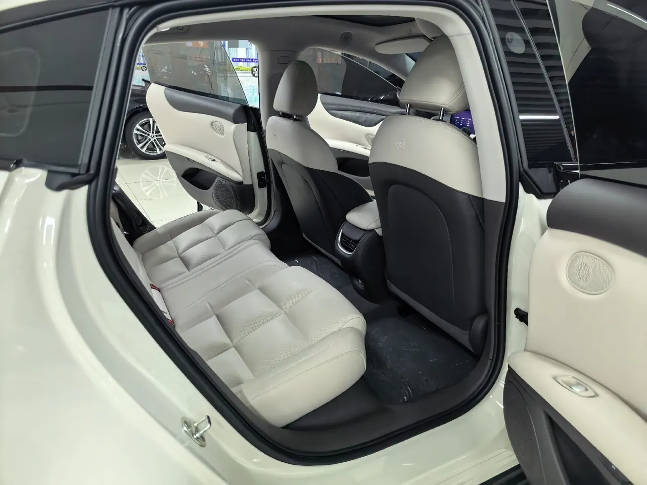 IM 2024 IM L6 Max Super Performance Edition Automatic Gear 10