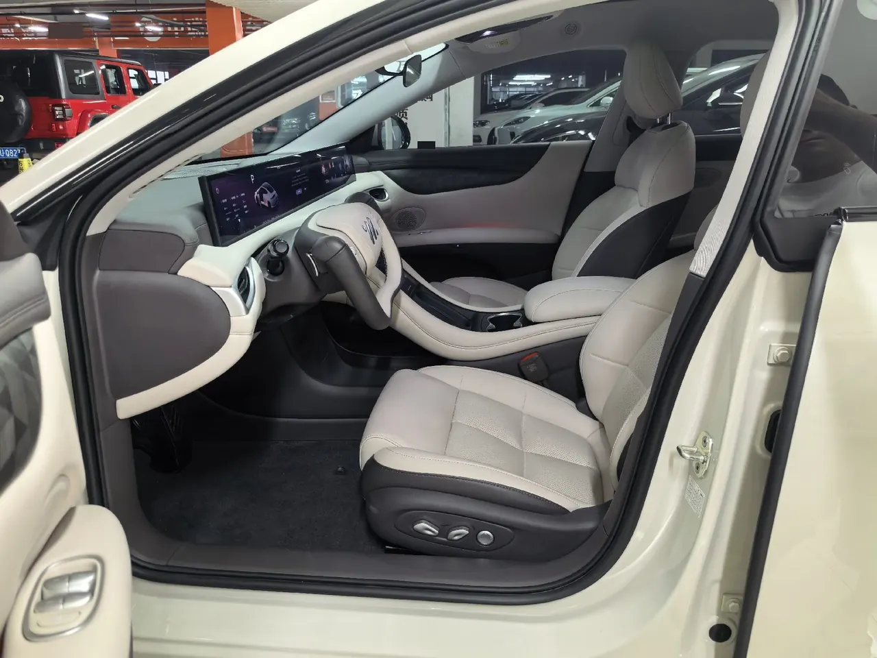 IM 2024 IM L6 Max Super Performance Edition Automatic Gear 3