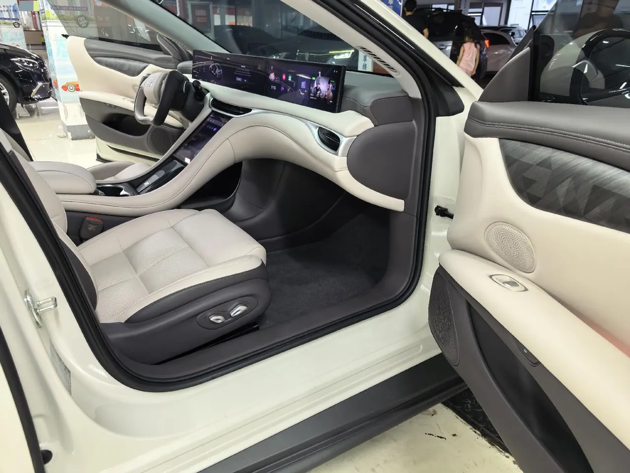 IM 2024 IM L6 Max Super Performance Edition Automatic Gear 9
