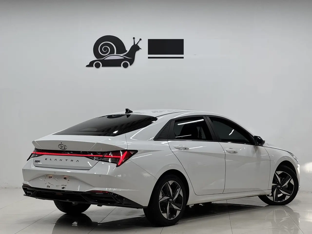Hyundai 2022 Elantra -3-compartment 1.5 stepless LUX premium automatic gear 4