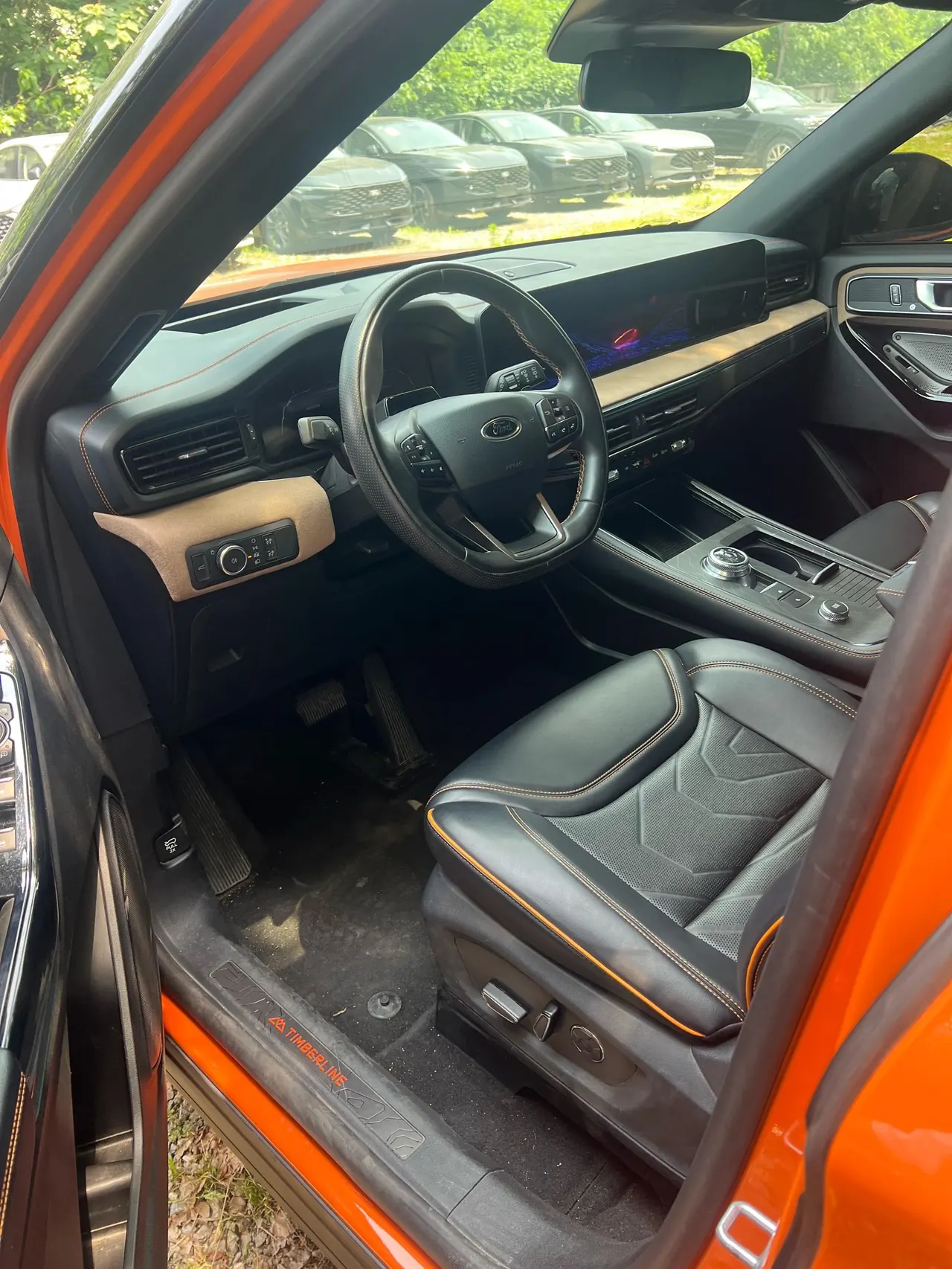 Ford 2025 Explorer 2.3T EcoBoost Kunlun Peak Edition 7-seat Automatic Gear 3