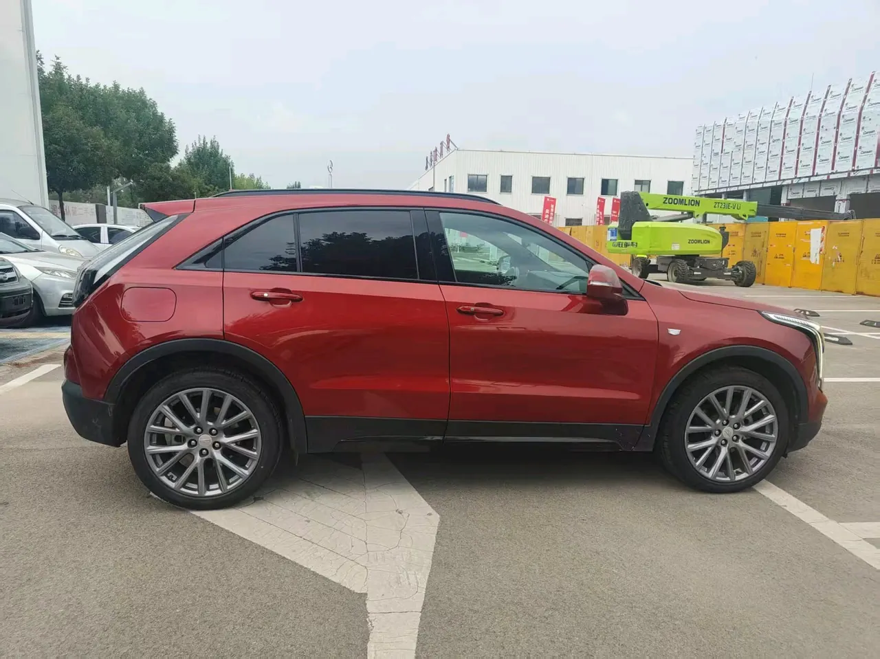 Cadillac 2022 XT4 48V 2.0T 28T 4-wheel drive platinum automatic gear 4