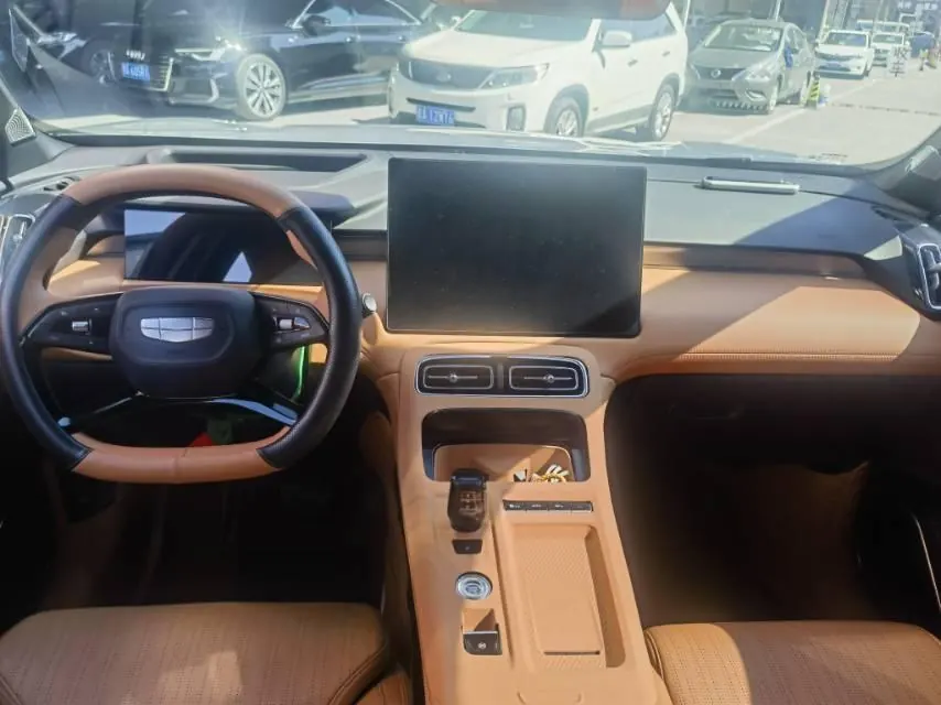 Geely 2025 Boyue L 1.5TD Splendid Automatic Gear 5