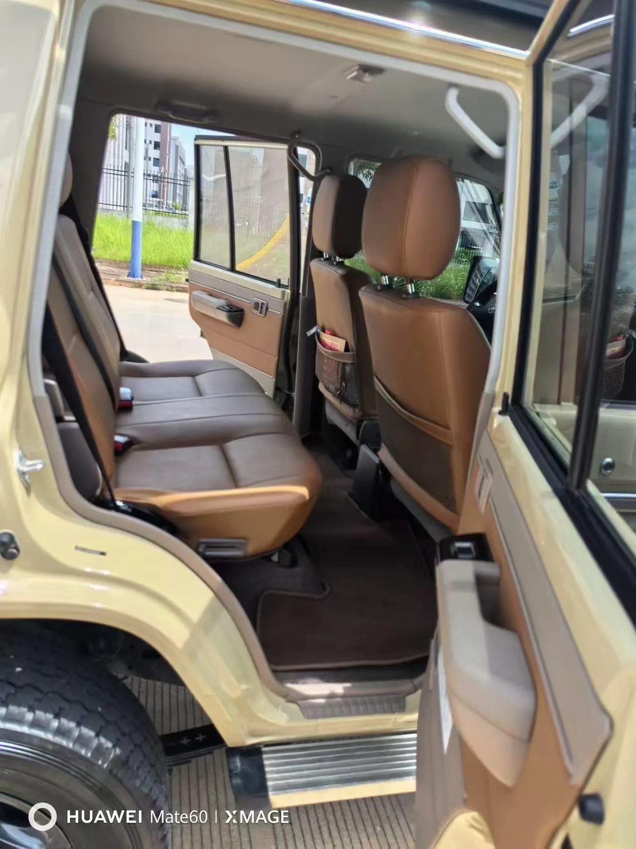 Toyota Land Cruiser (Imported) 2020 Land Cruiser 4.0 Middle East Manual 5