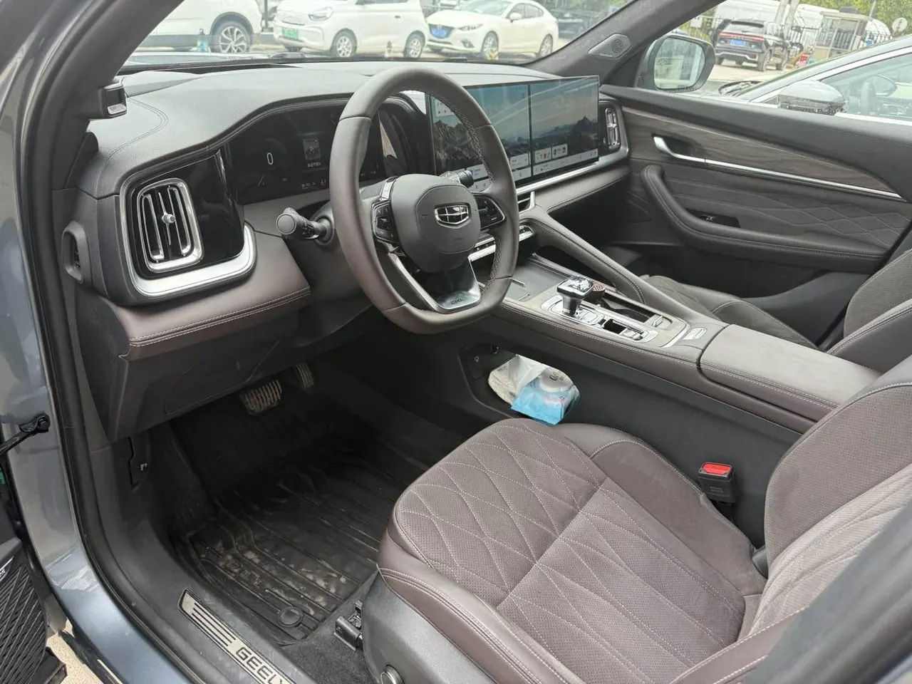 Geely 2026 XingyueL (Monjaro) 2.0TD Oriental Obsidian full moon version automatic gear 6