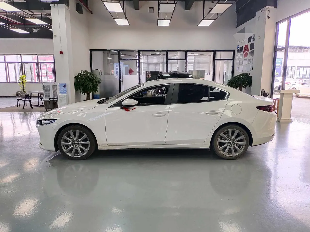 Mazda 3 Oncorsela 2020 Mazda 3 Oncorsela-sedan 2.0 quality dazzle version automatic transmission 3
