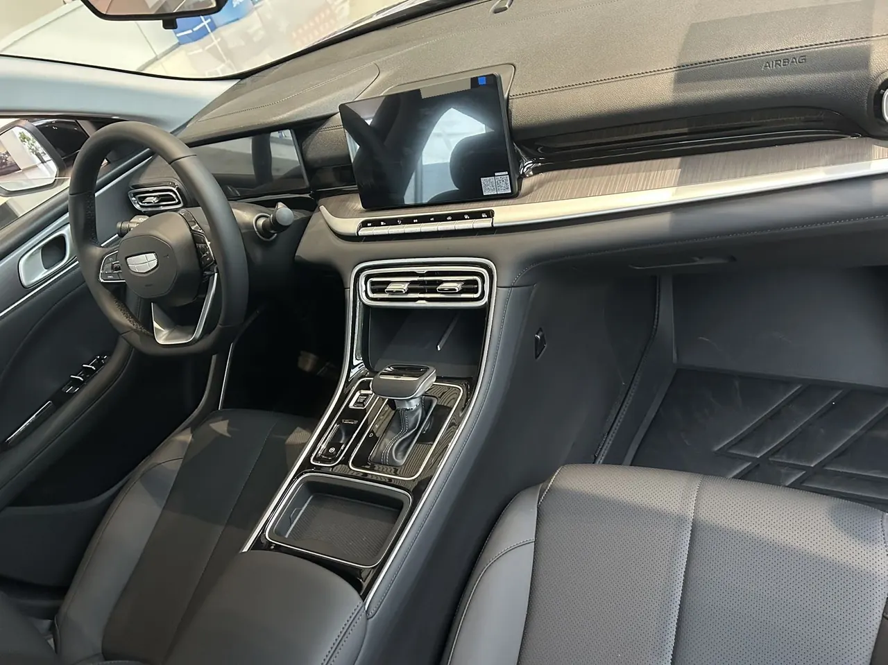 Geely 2026 Emgrand-sedan 1.5 stepless luxury automatic transmission 3