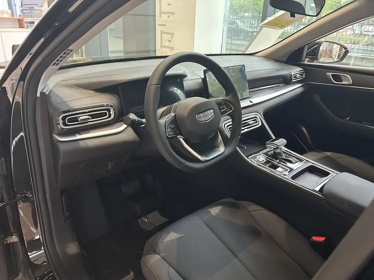 Geely 2026 Emgrand-sedan 1.5 stepless luxury automatic transmission 4