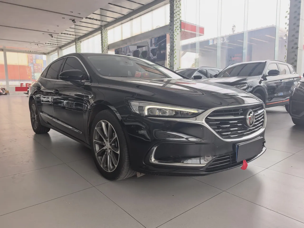 Buick 2022 LaCrosse 2.0T 652T Luxury Automatic 3