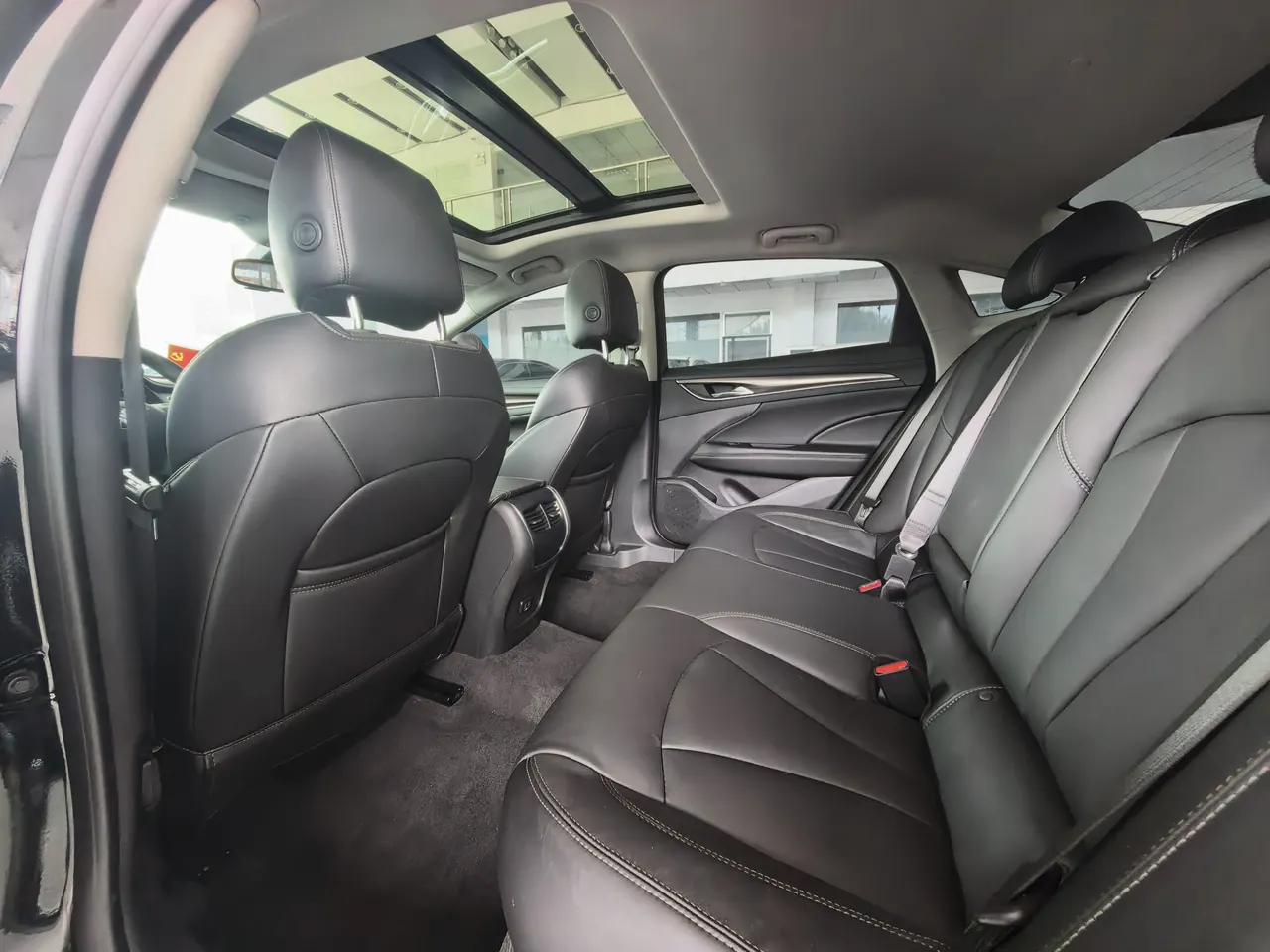 Buick 2022 LaCrosse 2.0T 652T Luxury Automatic 7