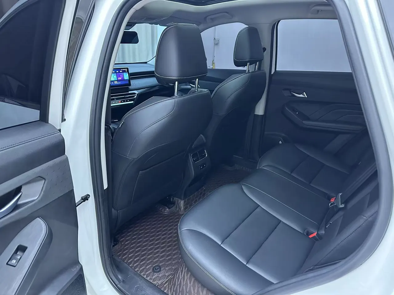 Haval 2022 red rabbit 1.5T strength version copper rabbit automatic gear 8