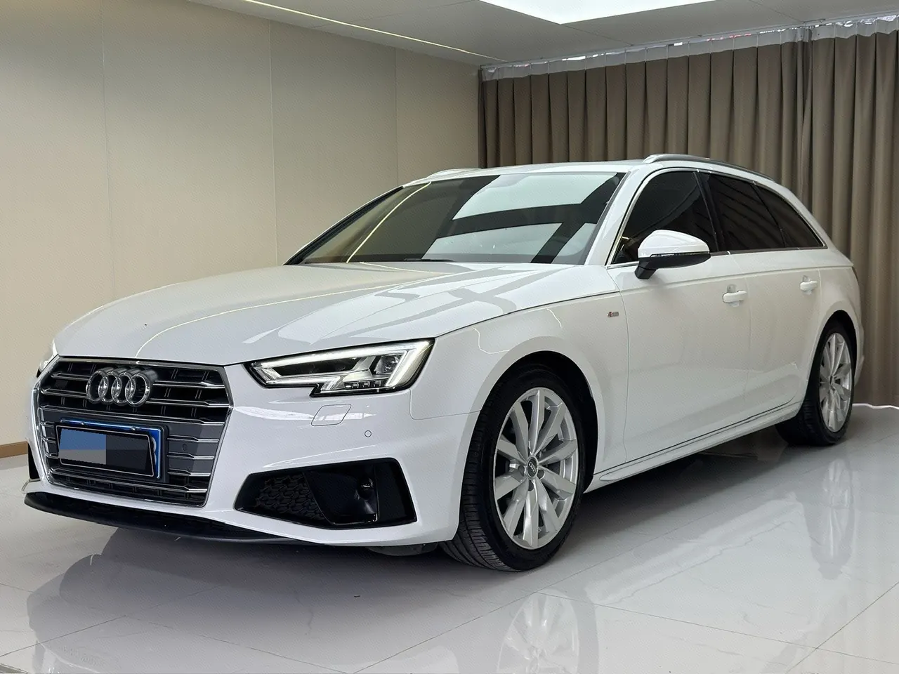 Audi A4 (Imported) 2020 A4 Avant 2.0TFSI 40TFSI Avant-garde Fashion Dynamic Automatic Gear - View 1