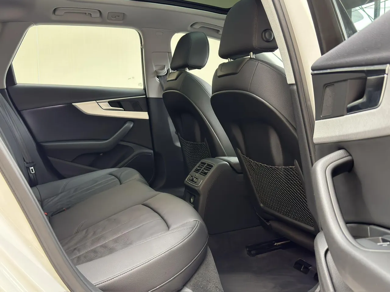Audi A4 (Imported) 2020 A4 Avant 2.0TFSI 40TFSI Avant-garde Fashion Dynamic Automatic Gear 15