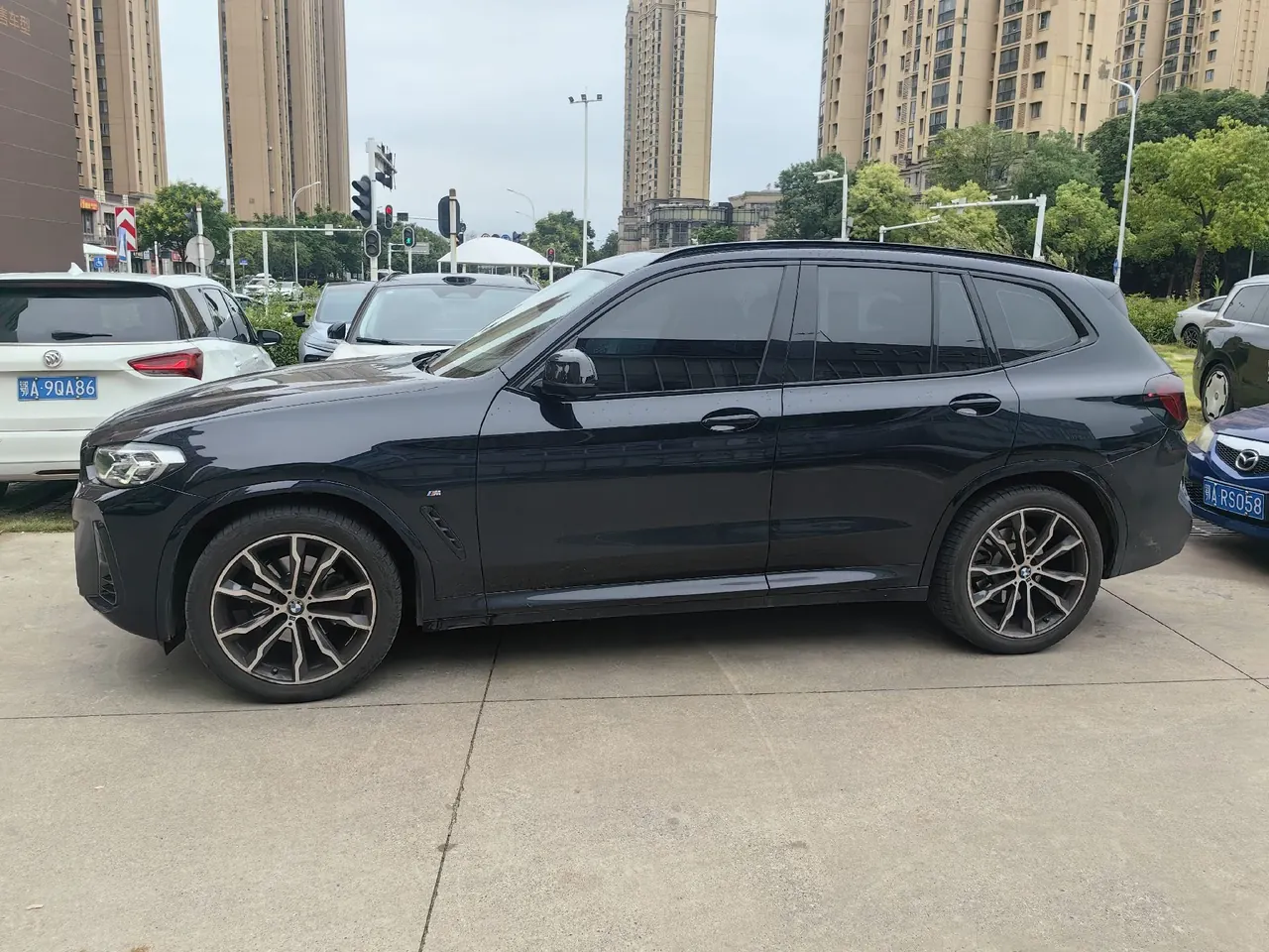 BMW 2022 X3 xDrive30i 2.0T Leading M Obsidian Night Suit Automatic Gear 5