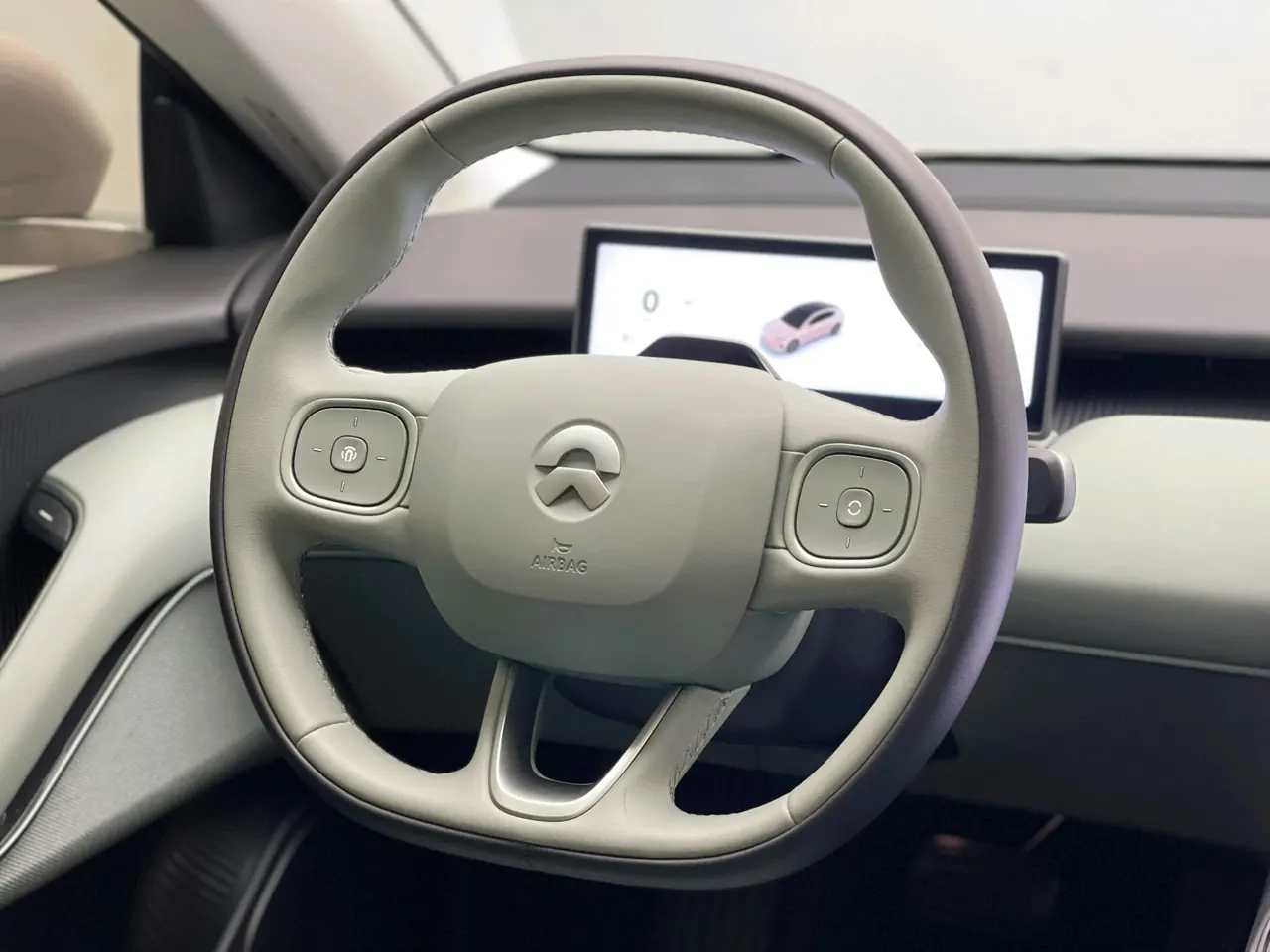 NIO 2024 ET5 75kWh automatic gear 14