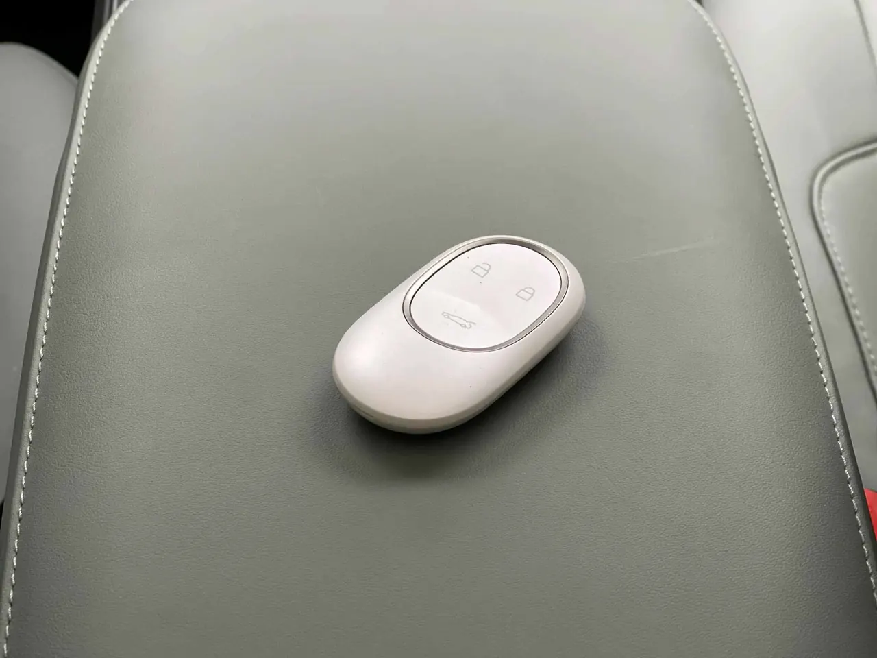 NIO 2024 ET5 75kWh automatic gear 19