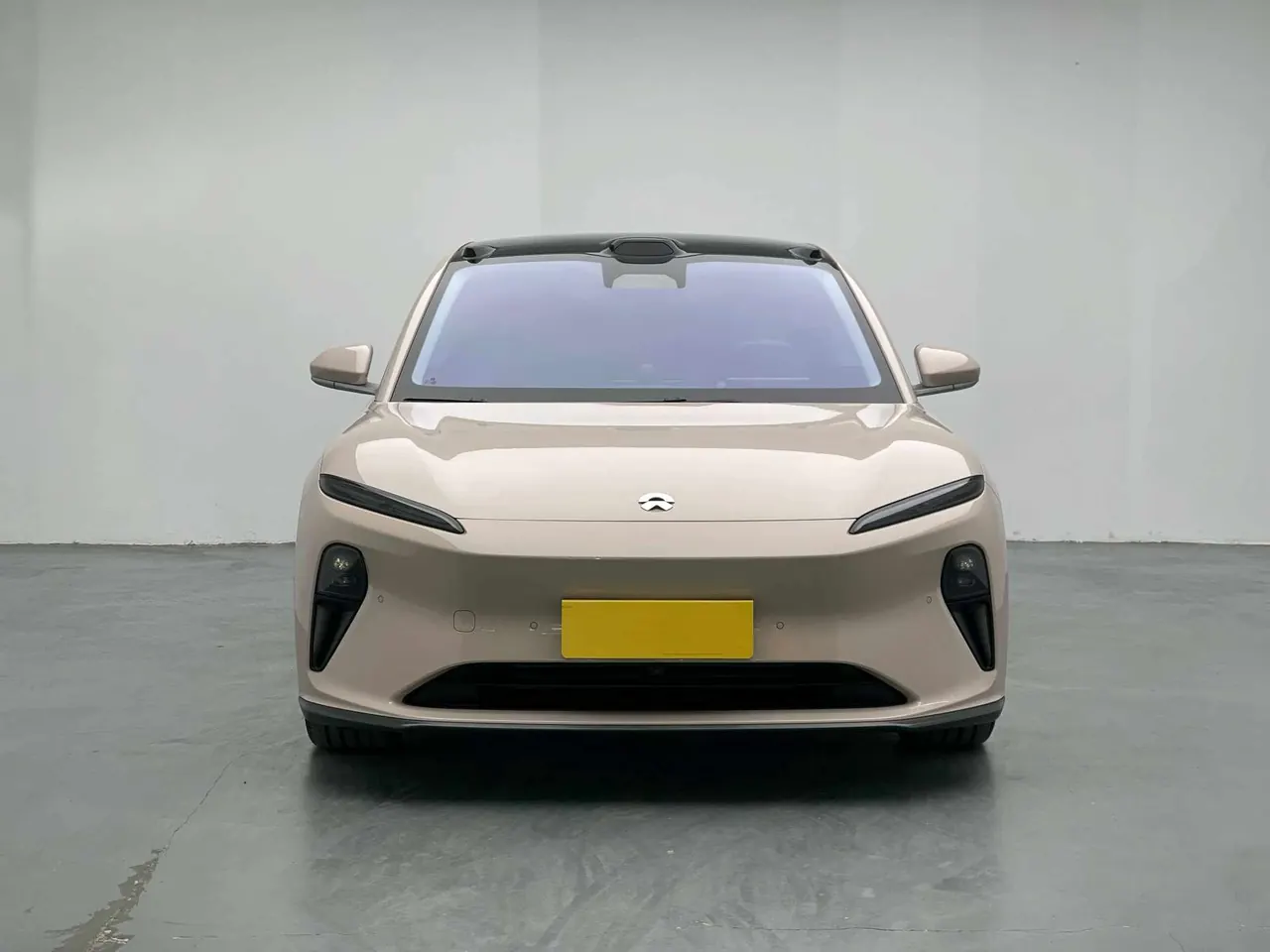 NIO 2024 ET5 75kWh automatic gear 2