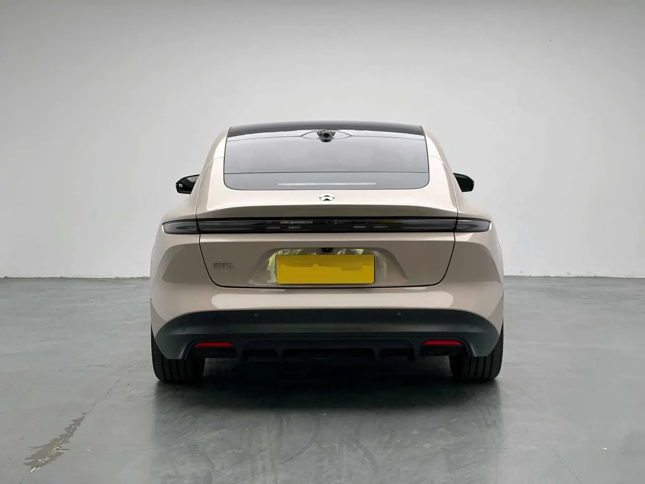 NIO 2024 ET5 75kWh automatic gear 5