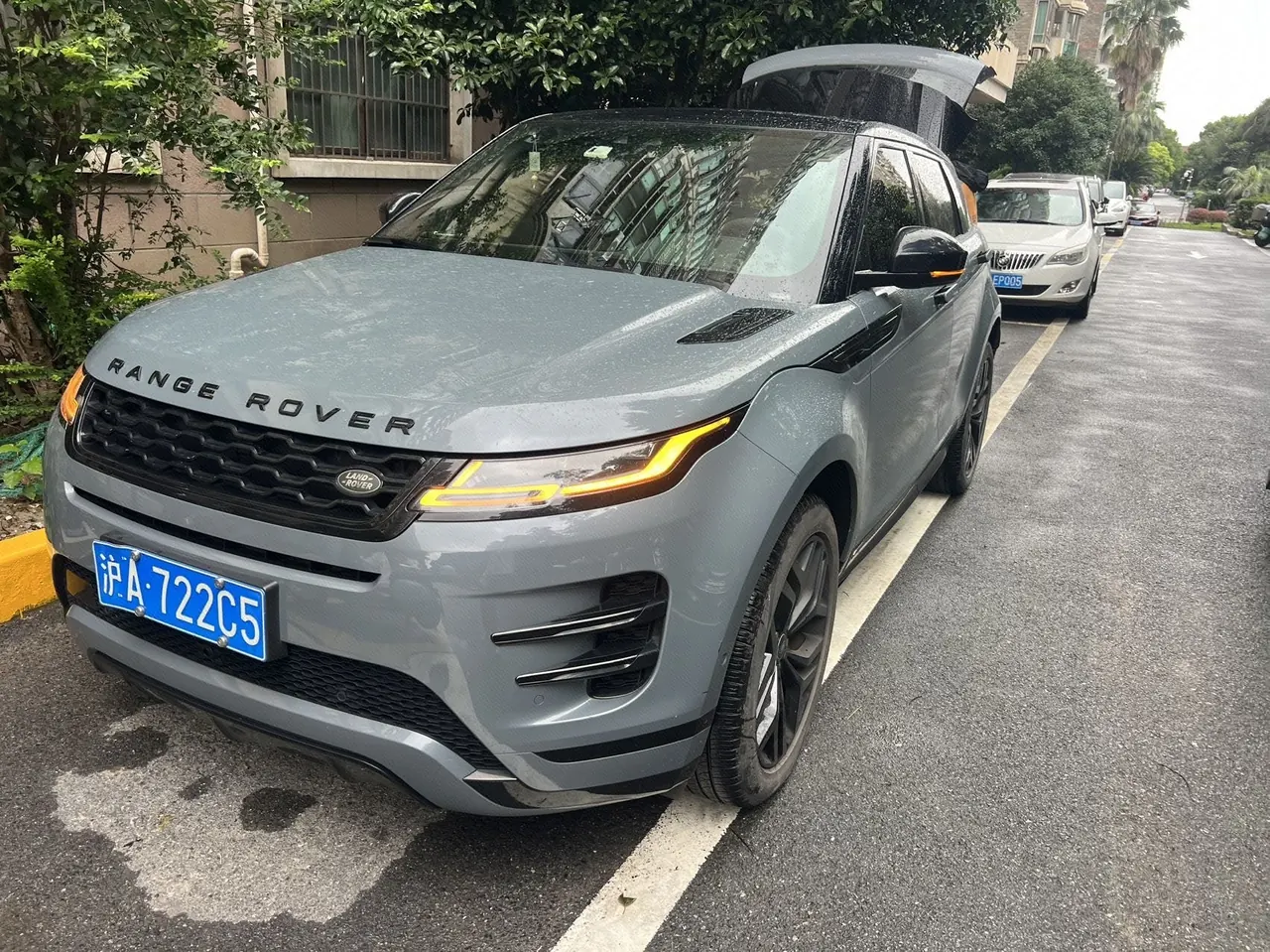 Open image lightbox: Land Rover 2020 Range Rover Evoque 48V 2.0T 249PS R-DYNAMIC S Sports Edition Automatic Gear