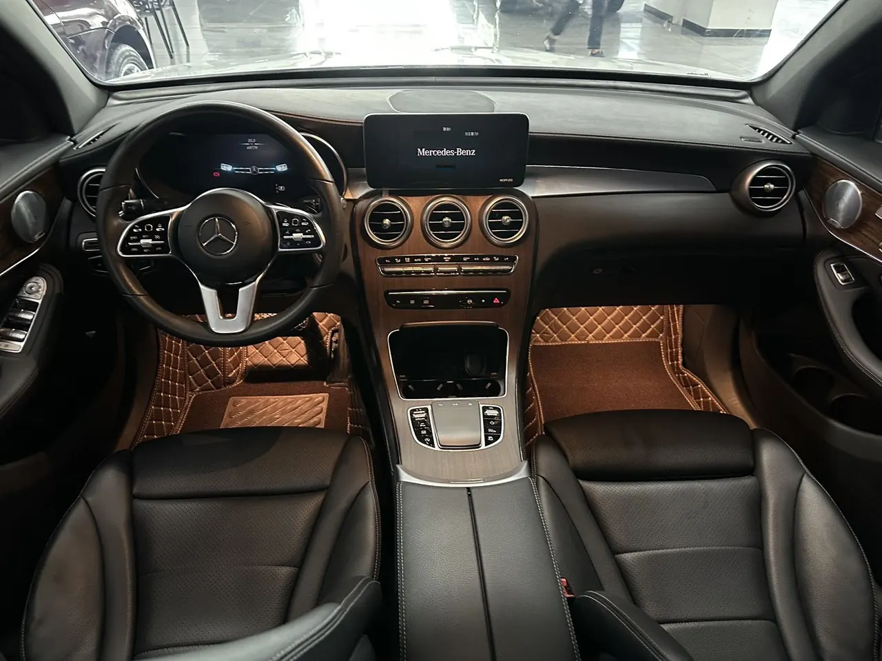 Mercedes Benz 2020 GLC 300 L 4MATIC 2.0T Luxury (Modified) Automatic Gear 5