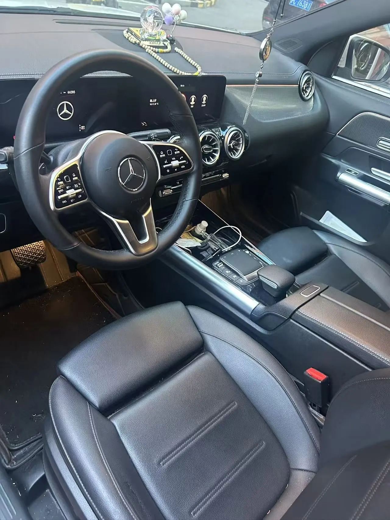 Mercedes Benz 2020 GLA 200 1.3T automatic gear 6