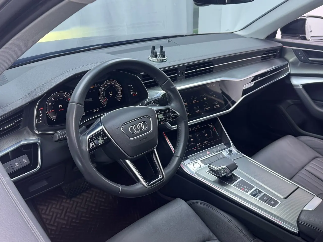 Audi 2020 A6L 2.0TFSI 40TFSI Deluxe Elegant Automatic 3