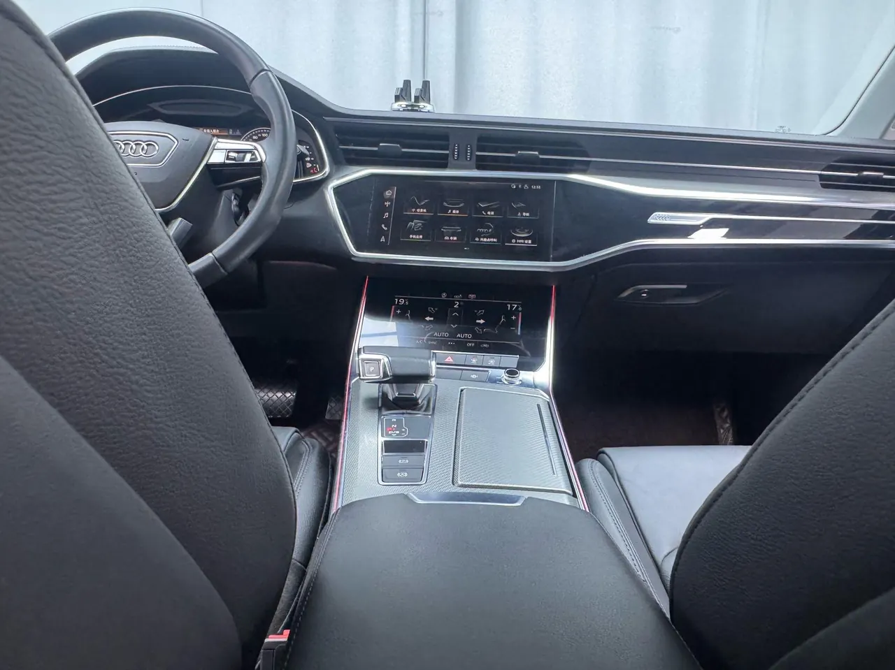 Audi 2020 A6L 2.0TFSI 40TFSI Deluxe Elegant Automatic 6