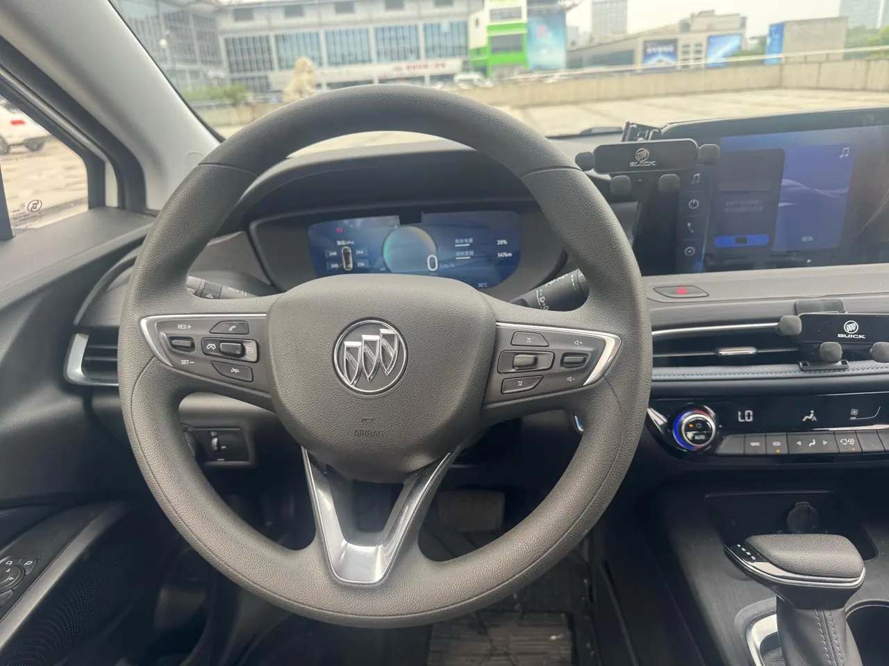 Buick 2024 micro blue 6(VELITE 6) 450km premium PLUS automatic gear 5