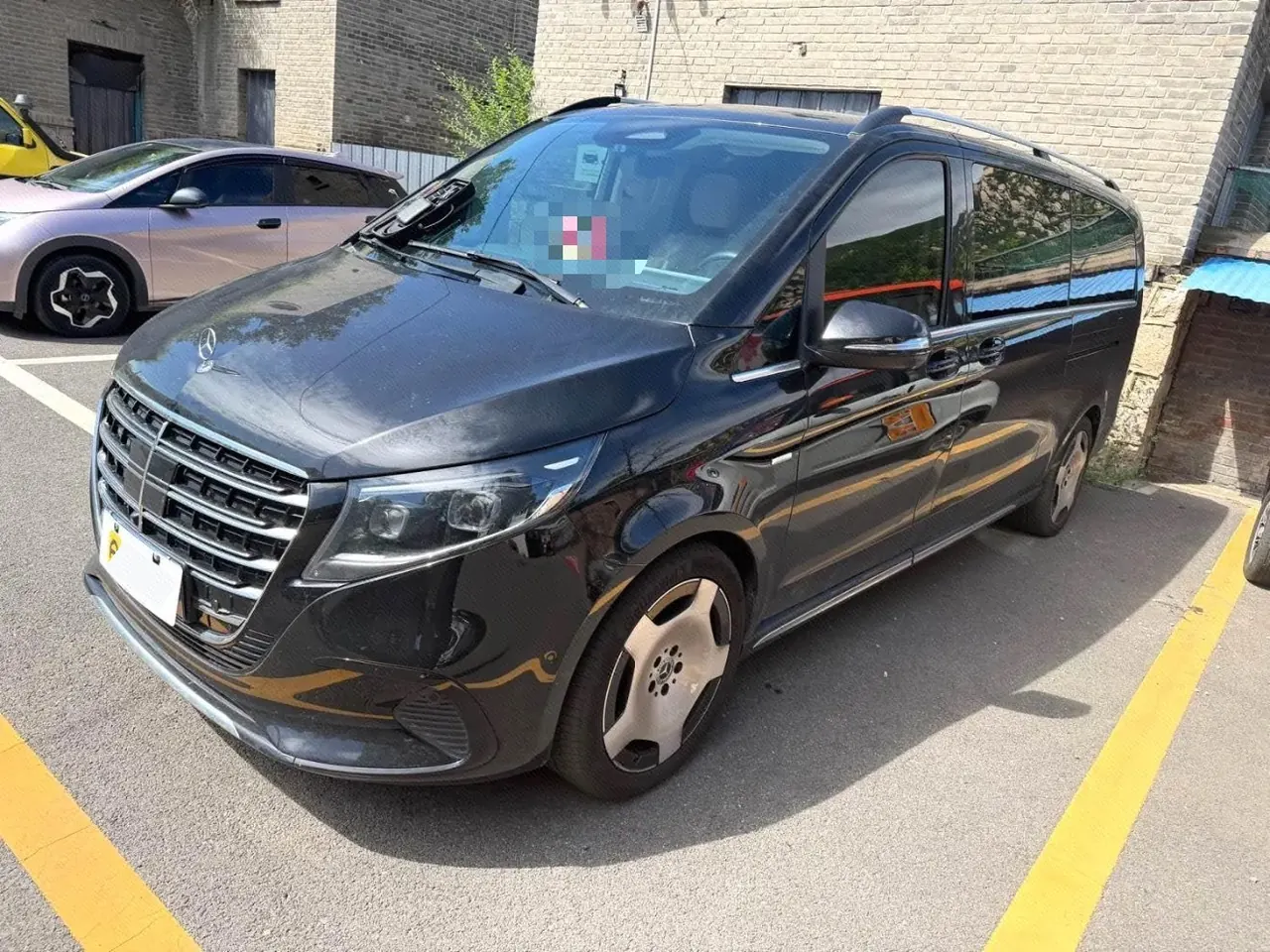 Open image lightbox: Mercedes Benz V 2024V 300 L 48V 2.0T Deluxe Automatic Gear
