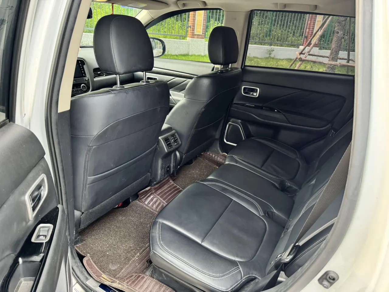 Mitsubishi 2020 Outlander 2.0 Stepless Two-Drive Smooth Edition 5-seat Automatic Gear 6