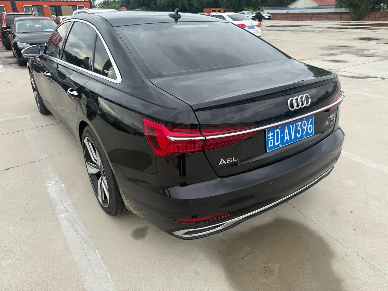 Audi 2020 A6L 2.0TFSI 45TFSI Quattro enjoy elegant automatic gear 5