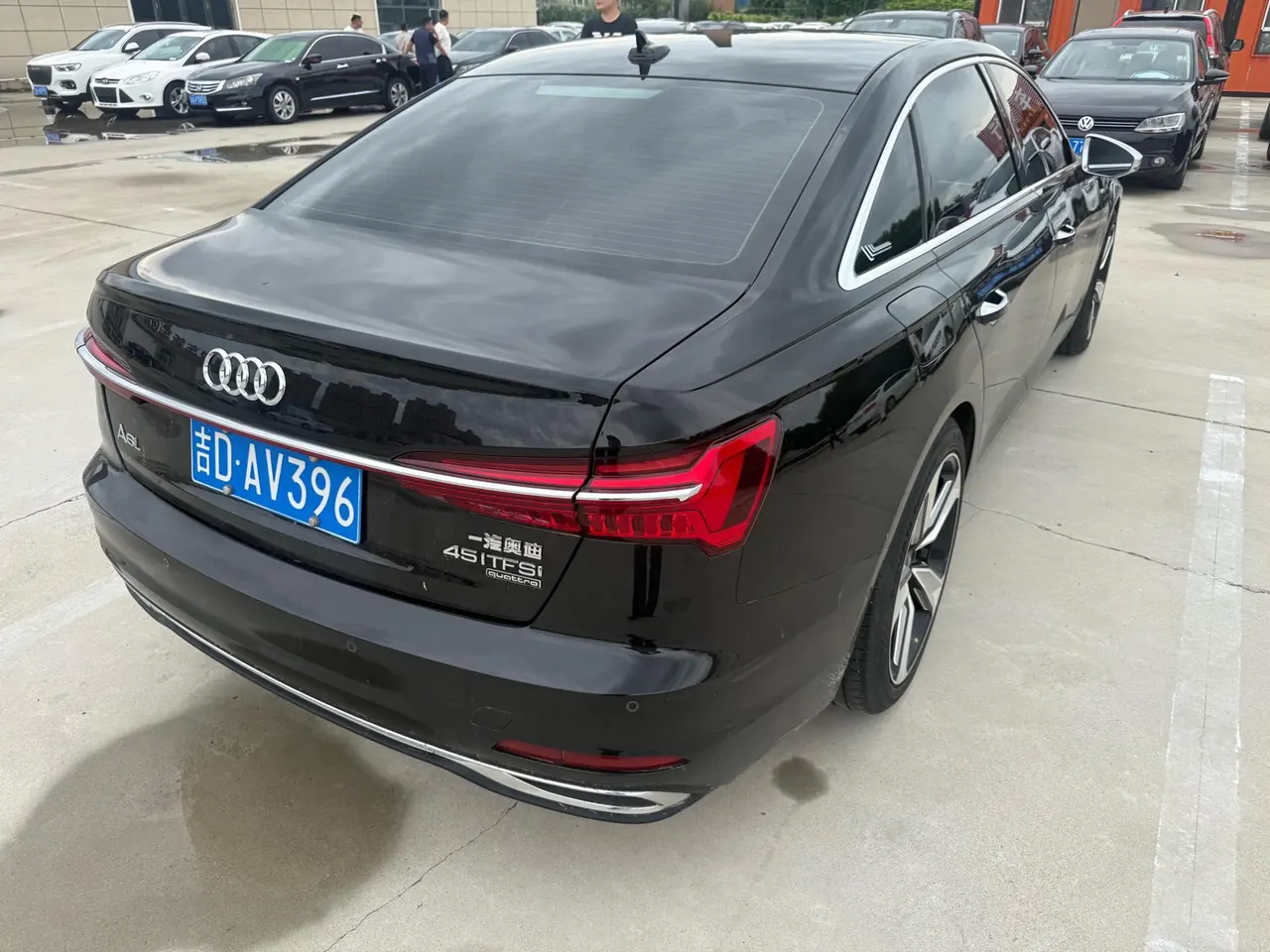 Audi 2020 A6L 2.0TFSI 45TFSI Quattro enjoy elegant automatic gear 6
