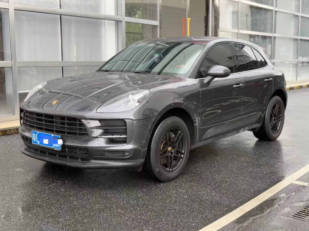 Open image lightbox: Porsche Macan (Imported) 2020 Macan 2.0T Automatic Gear