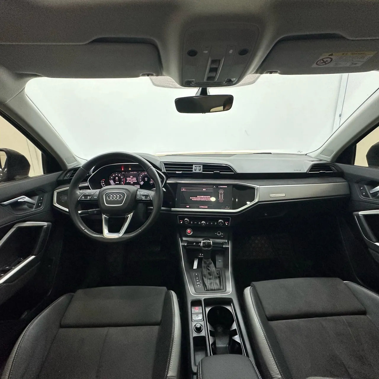 Audi 2022 Q3 1.4TFSI 35TFSI Aggressive Dynamic Automatic 5