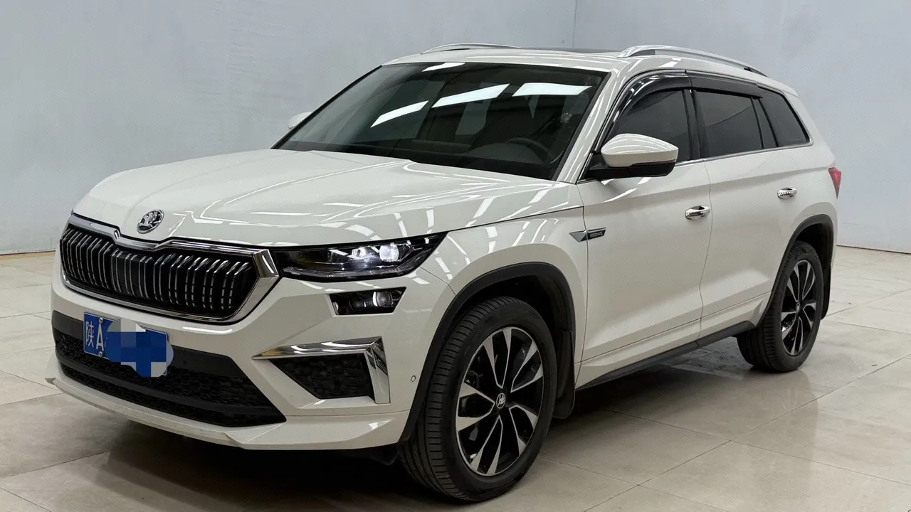 Skoda 2022 Kodiak 2.0TSI TSI 16500.00g Drive Luxury Edition 7-seat Automatic Gear - View 1