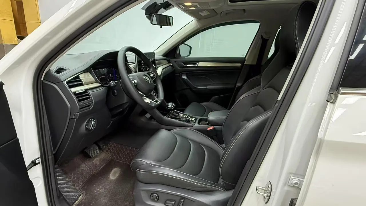 Skoda 2022 Kodiak 2.0TSI TSI 16500.00g Drive Luxury Edition 7-seat Automatic Gear 4