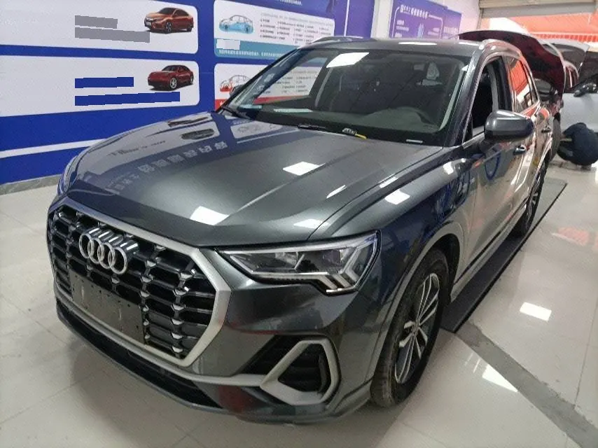 Open image lightbox: Audi 2020 Q3 1.4TFSI 35TFSI Aggressive Dynamic Automatic