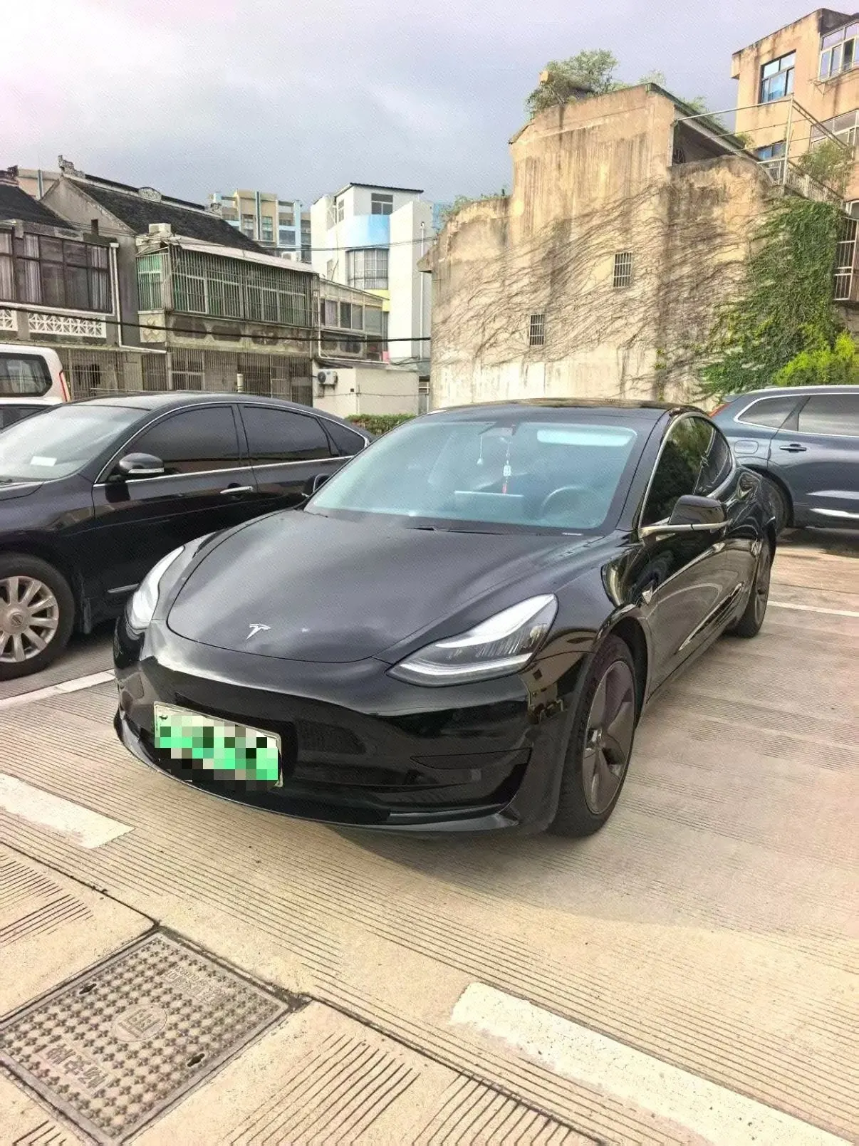 Open image lightbox: Tesla 2020 Model 3 Standard Endurance Rear Drive Upgraded Automatic Gear