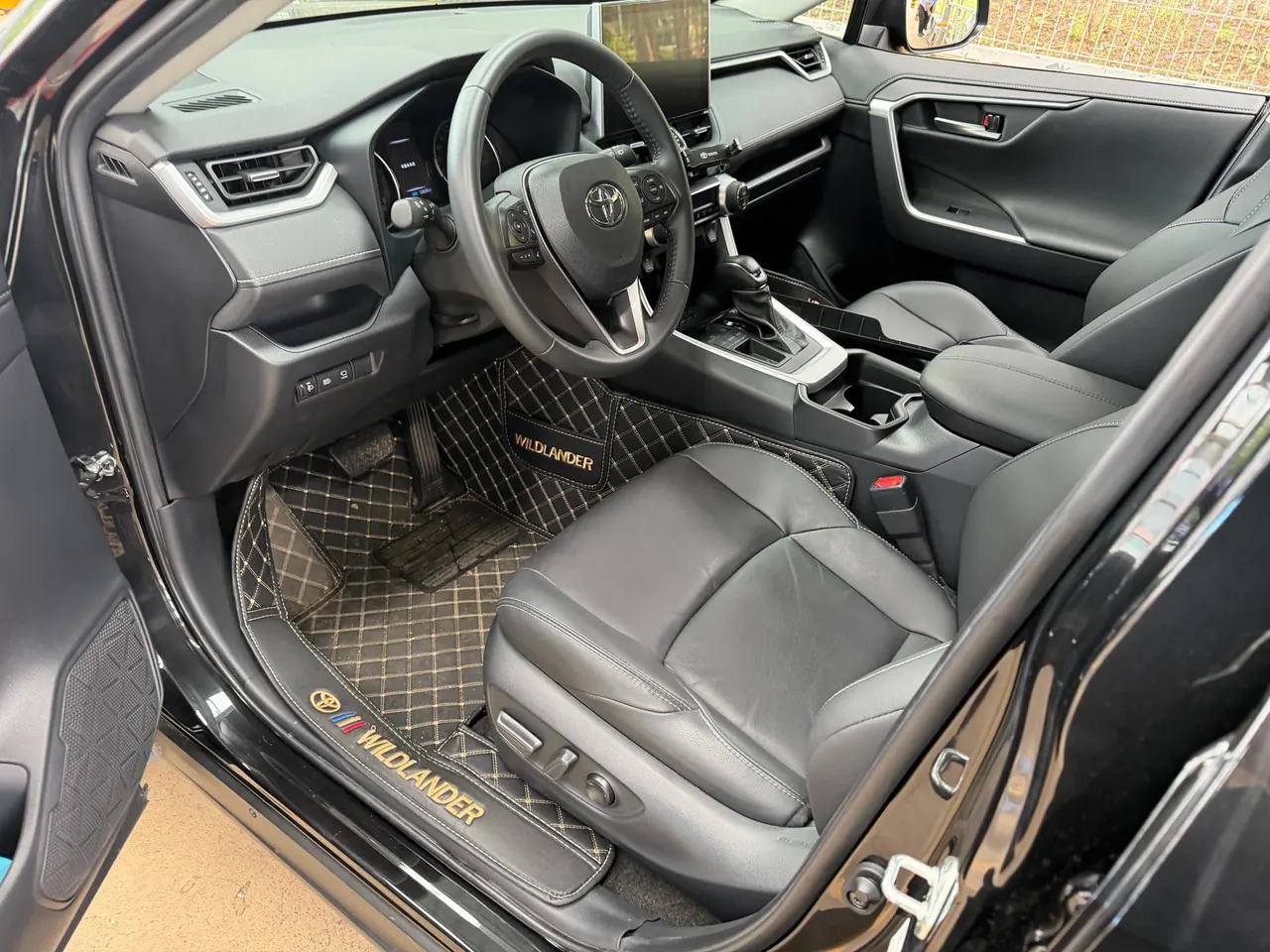 Toyota 2022 Wilanda 2.0 Stepless Two-Drive City Edition Automatic Gear 2