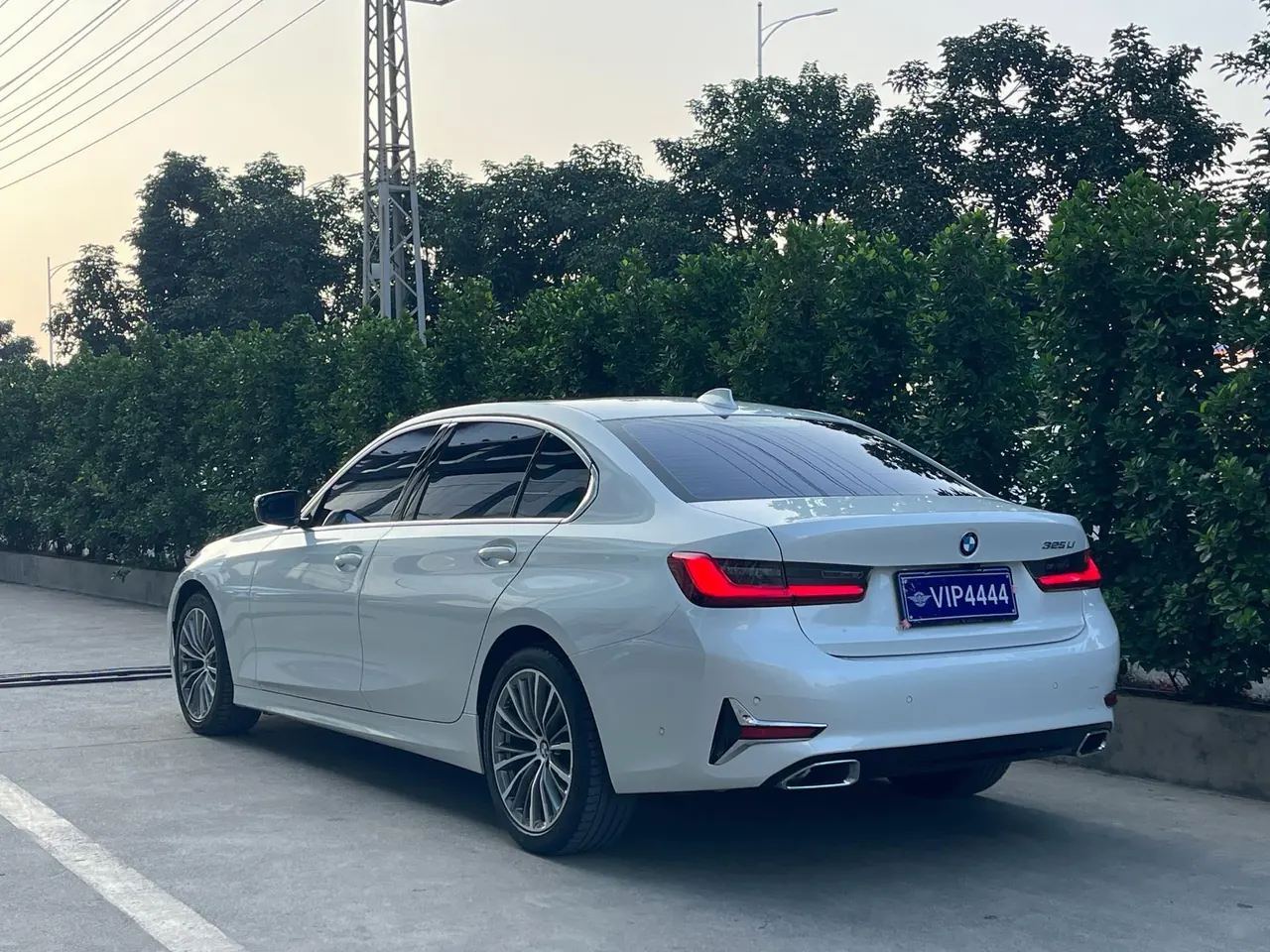 BMW 3 Series 2020 325Li 2.0T First Edition Automatic Gear 3