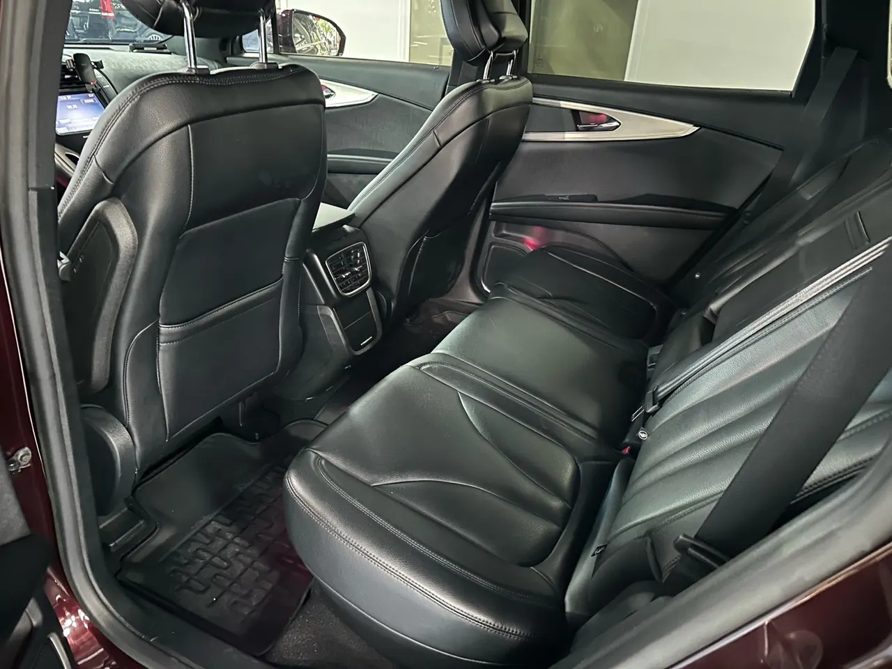 Lincoln Voyager (Imported) 2020 Voyager 2.0T Submarine Edition Automatic Gear 6