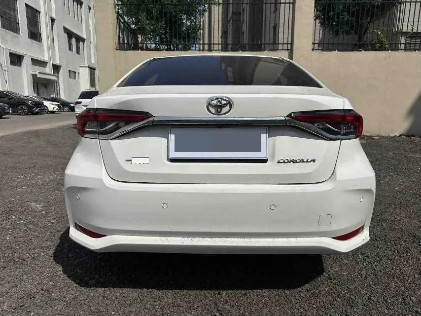 Toyota 2021 Corolla 1.5 Stepless Elite Edition Automatic Transmission 3