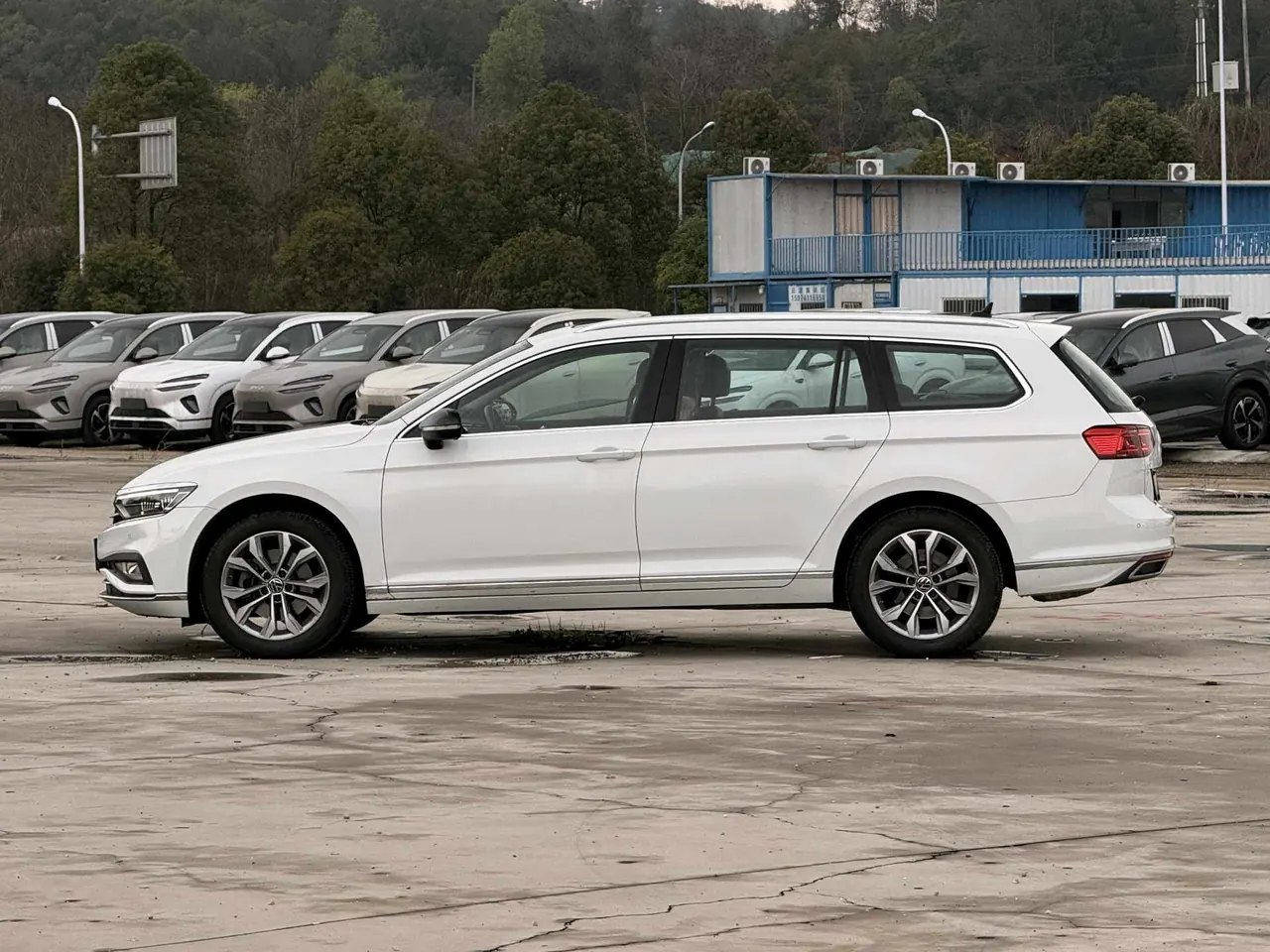 Volkswagen Magotan (Imported) 2021 Weilan 2.0TSI Free Edition Automatic Gear 10