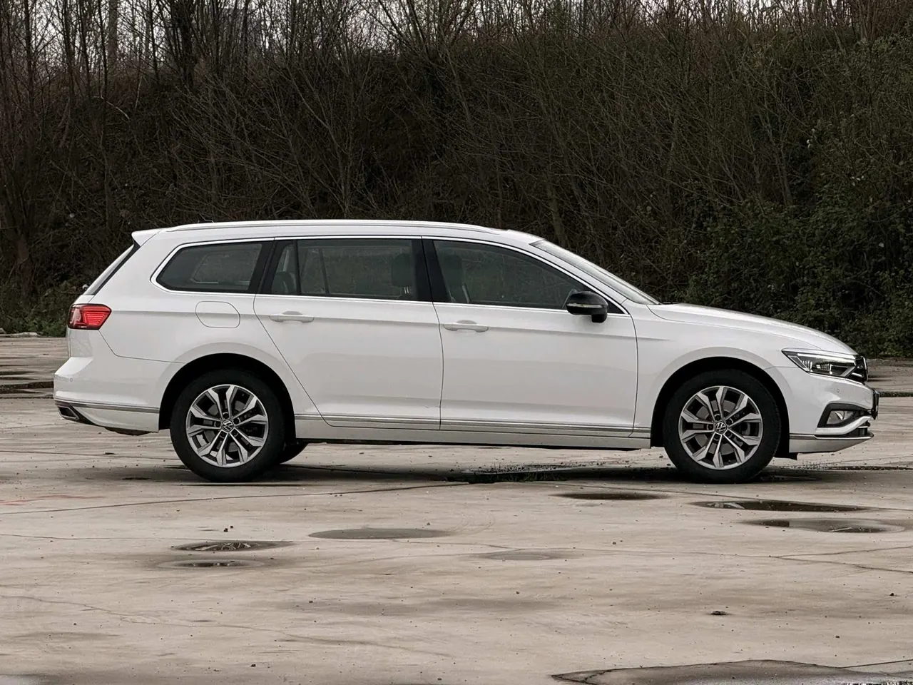 Volkswagen Magotan (Imported) 2021 Weilan 2.0TSI Free Edition Automatic Gear 3